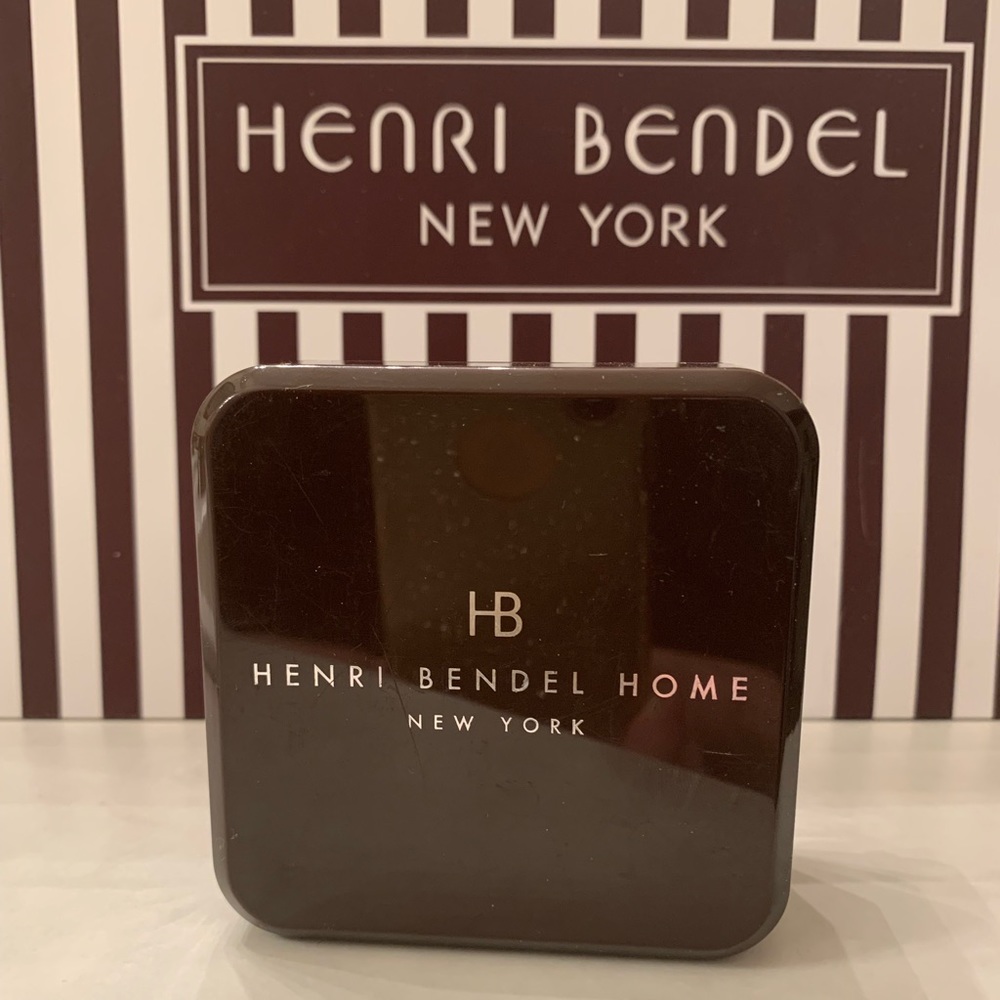 Henri Bendel Soap Holder